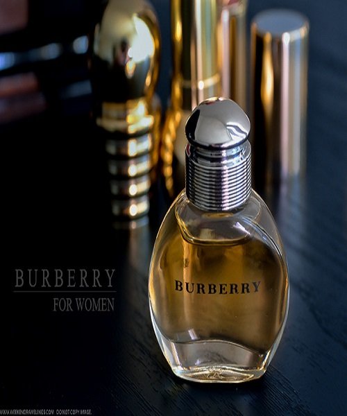 Burberry Classic Woman EDP Bayan Parfüm 100ml - Görsel 5